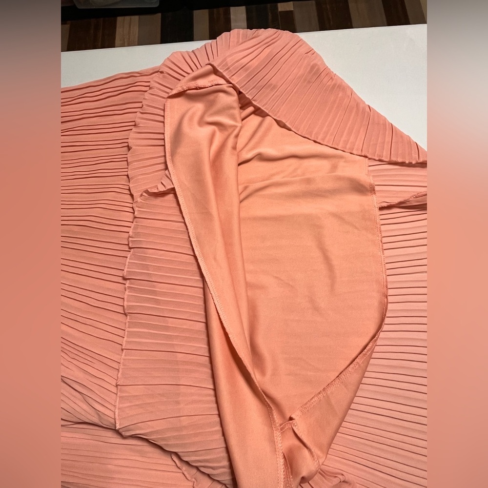 NWT Boohoo PLUS OCCASION
PLEATED Wrap MIDI DRESS Blush size 14 - Picture 11 of 12